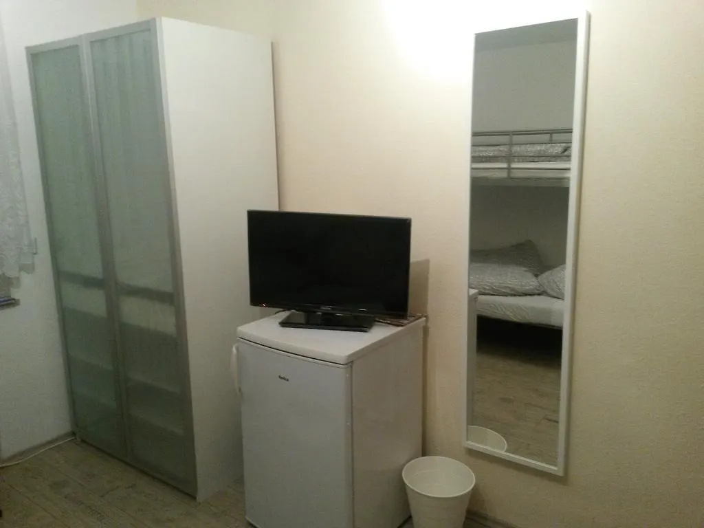 Robert'S Rent A Room Cologne Germany